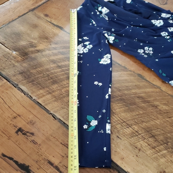 CHAPS LONG SLEEVED DRESS - Picture 13 of 14